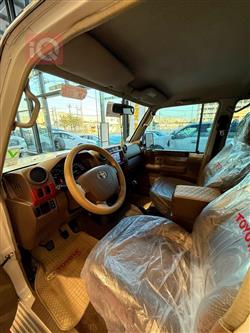 تويوتا لاند كروزر 70